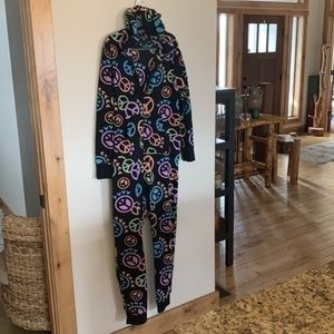 Christian Pajamas Peace Sign full body zipper suit size medium onesie